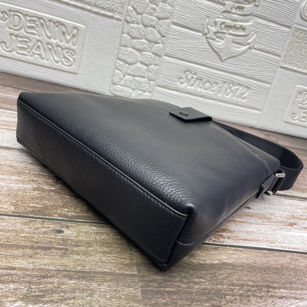 スーパーコピーブランドバッグ角部分ディテール